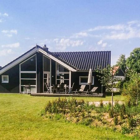 3 Bedroom Stunning Home In Krems Ii-Warderbrueck Gols Exterior photo